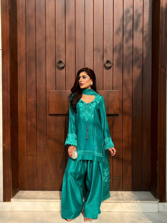 Gulrukh - (Emerald Green)